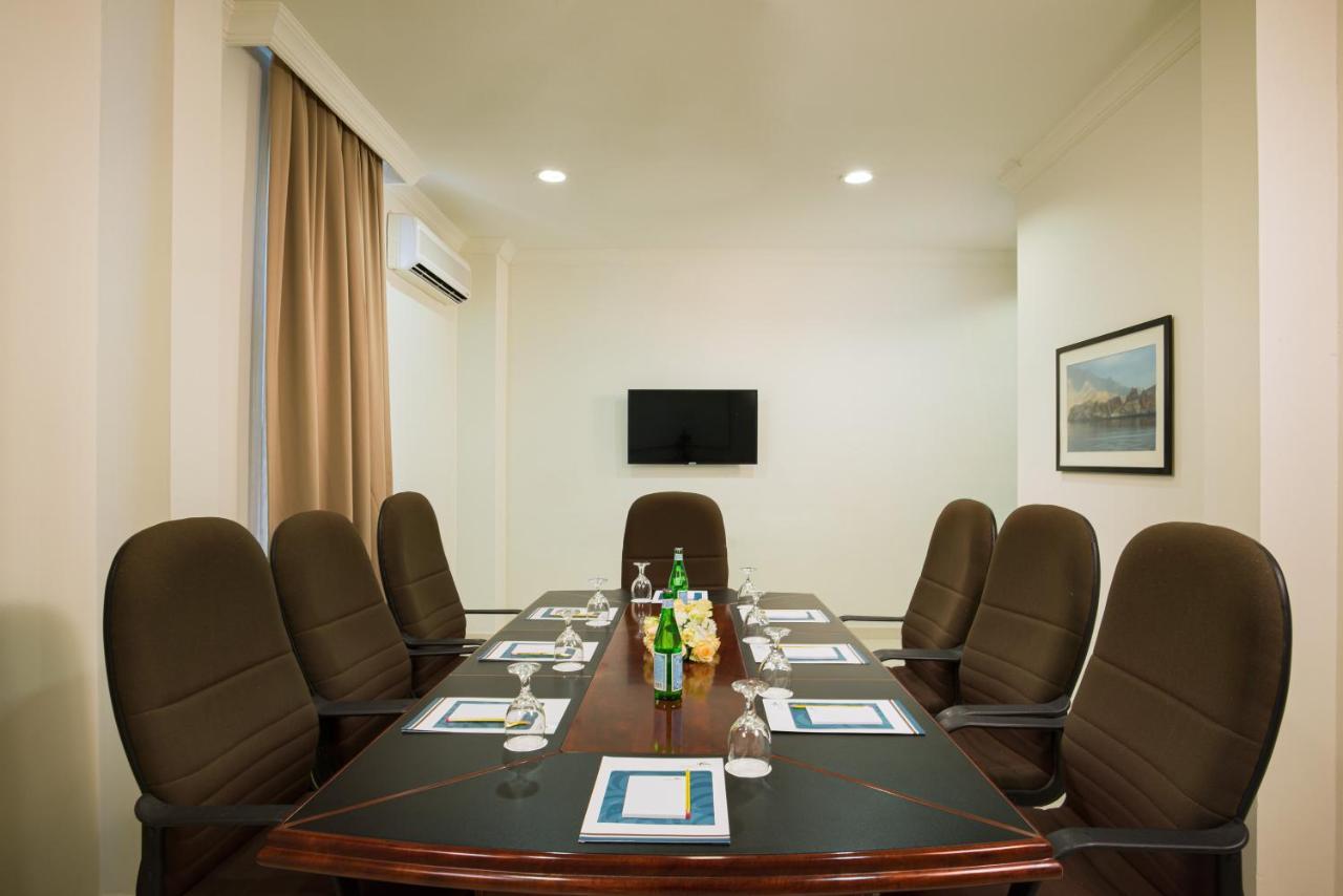 City Hotel Duqm Exterior photo