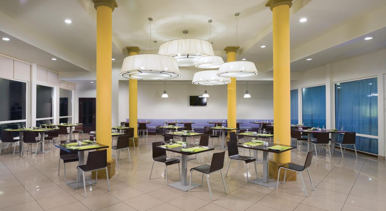 City Hotel Duqm Exterior photo