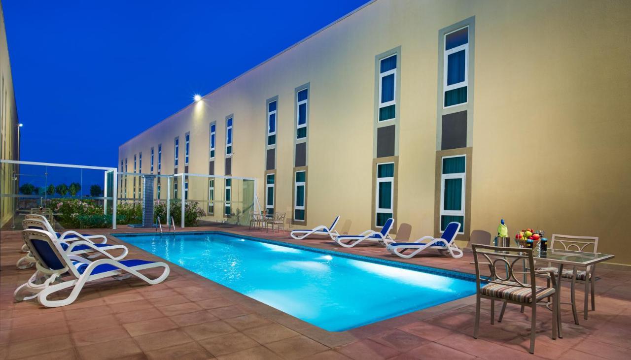City Hotel Duqm Exterior photo