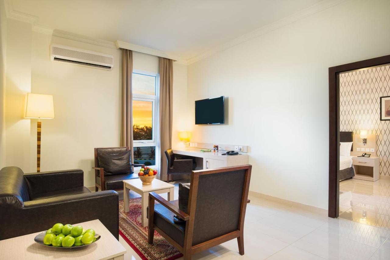 City Hotel Duqm Exterior photo